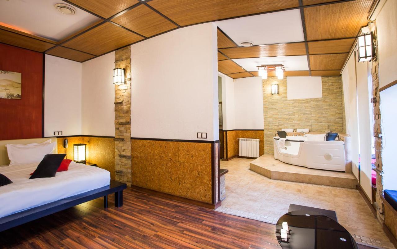 Spa-Hotel Myslyvskiy Dvir Kyiv Exterior photo