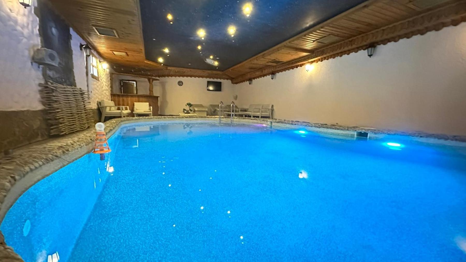 Spa-Hotel Myslyvskiy Dvir Kyiv Exterior photo